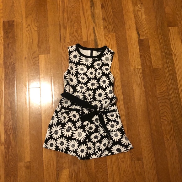 Victoria Beckham for Target girls daisy romper - Picture 2 of 2